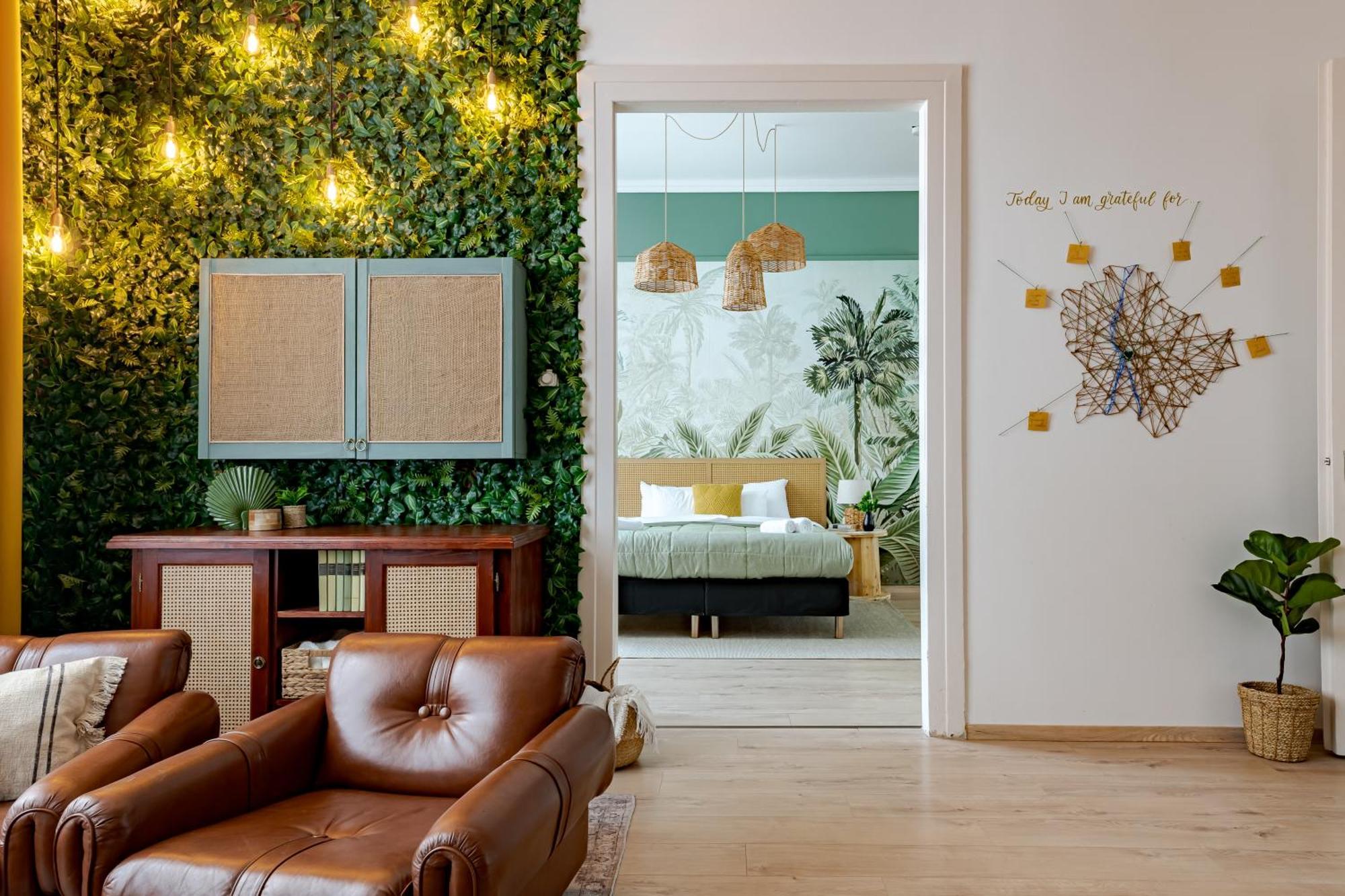 Jungle Aesthetics Downtown Apartman Aircon And Garage Parking Budapest Eksteriør bilde
